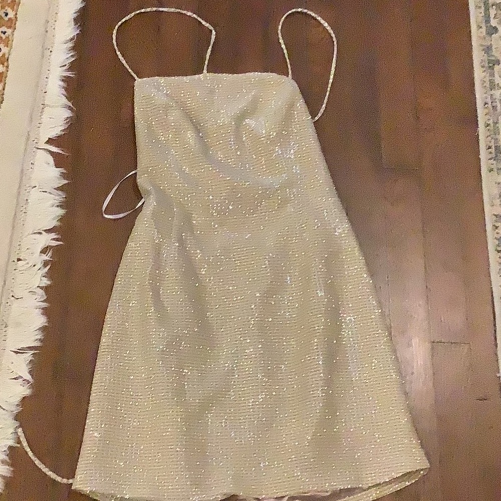 Lulu's Shine For Me Gold Sequin Lace Up Bodycon Dress Size Large - Picture 7 of 8